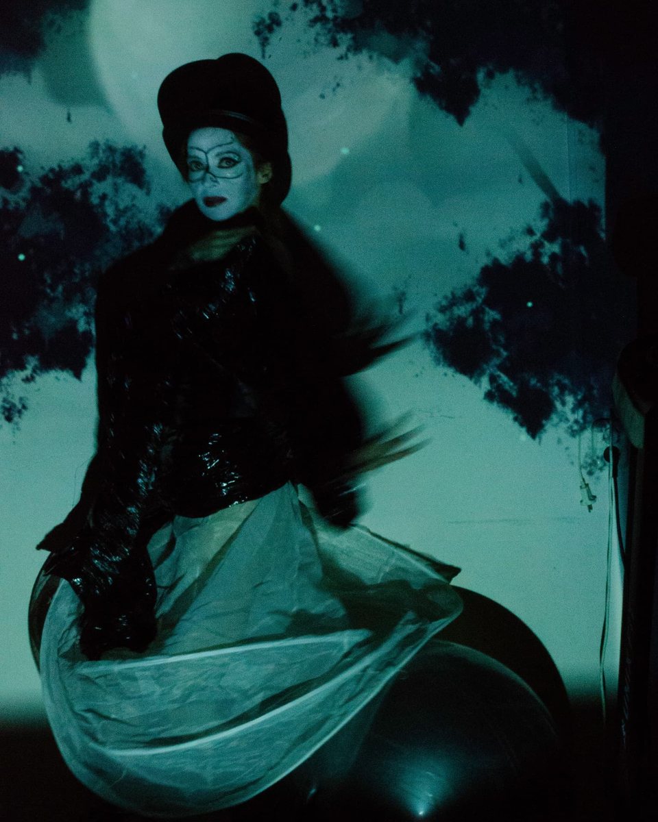 Video-art still